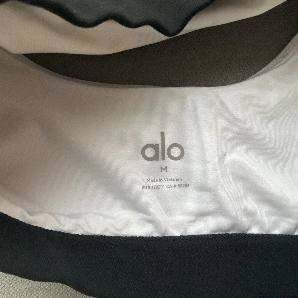 Alo Yoga Airbrush Double Up Bra Black/White M